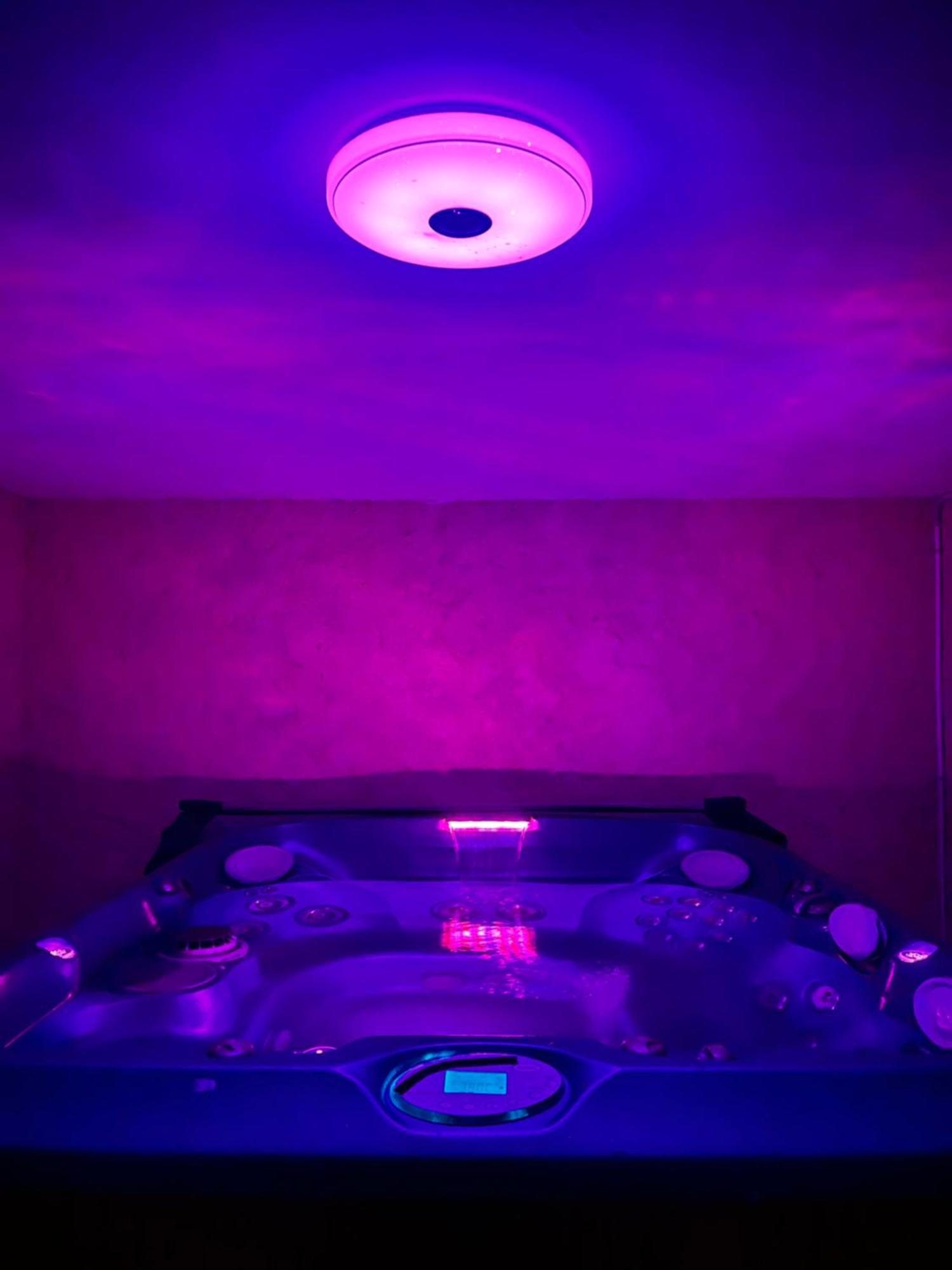 Bas De Villa 70M2 Independant Avec Espace Jacuzzi Prive Le Lavandou Bagian luar foto